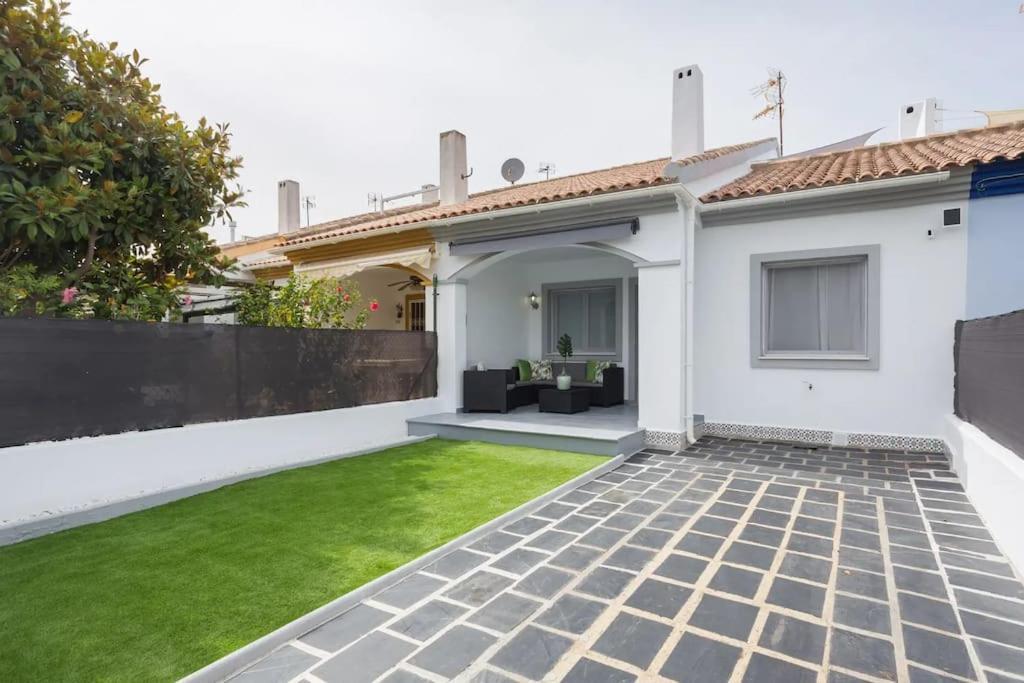 אל ורגר Mediterranean Breeze Beach House מראה חיצוני תמונה